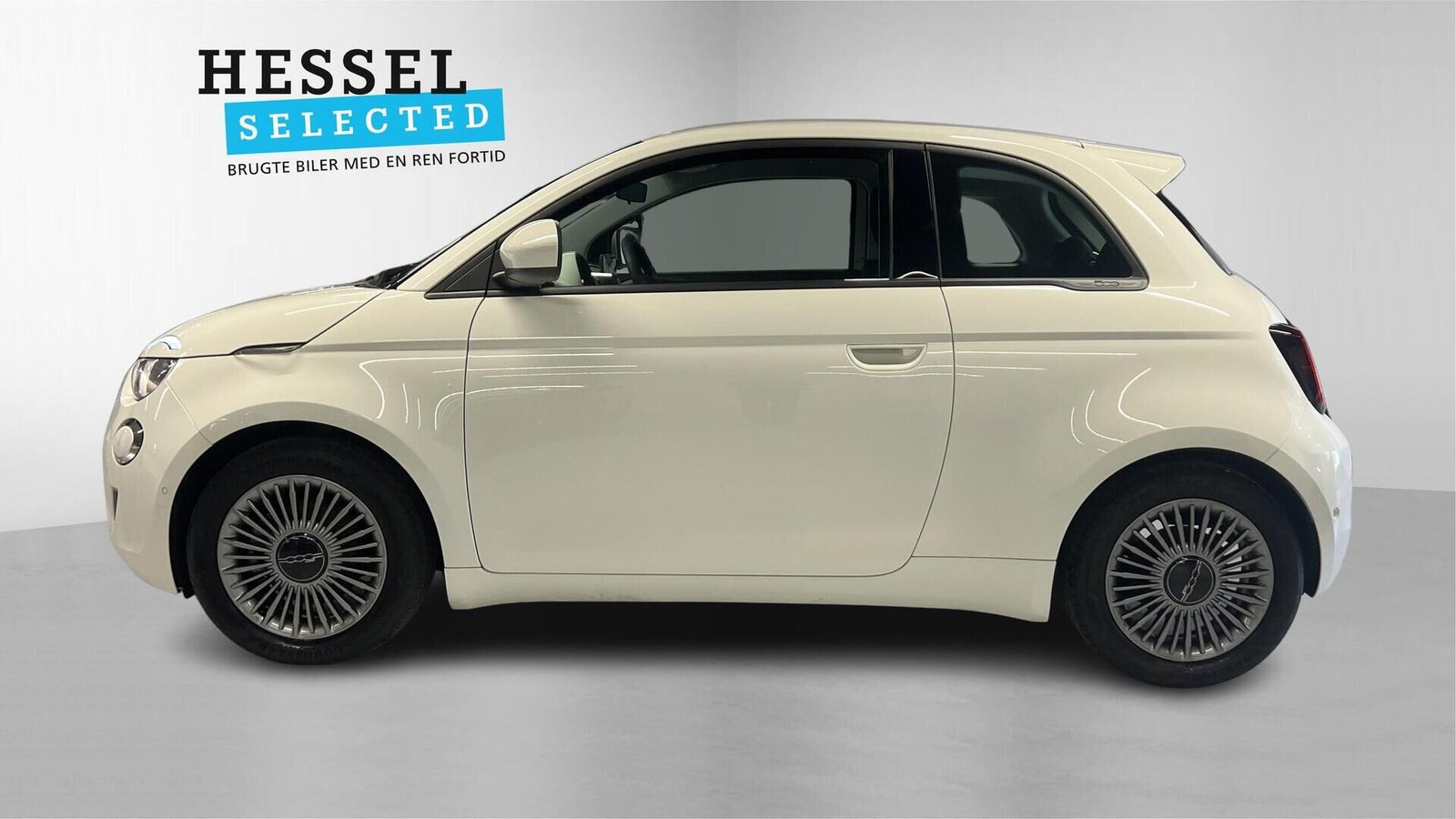 Hvid Fiat 500e fra 2024