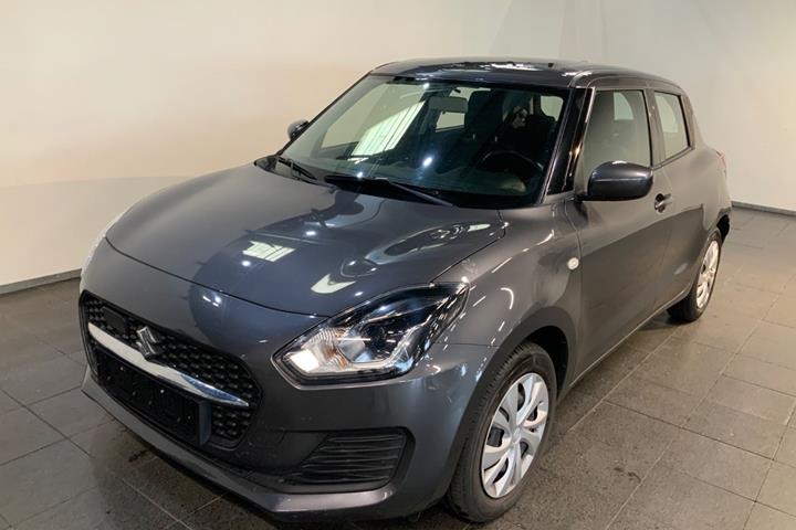 Grå Suzuki Swift fra 2022 set udefra