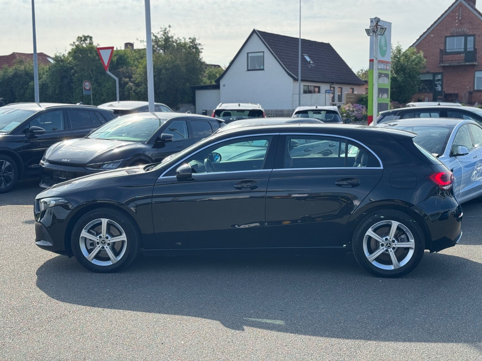 Sort Mercedes A250 e fra 2021