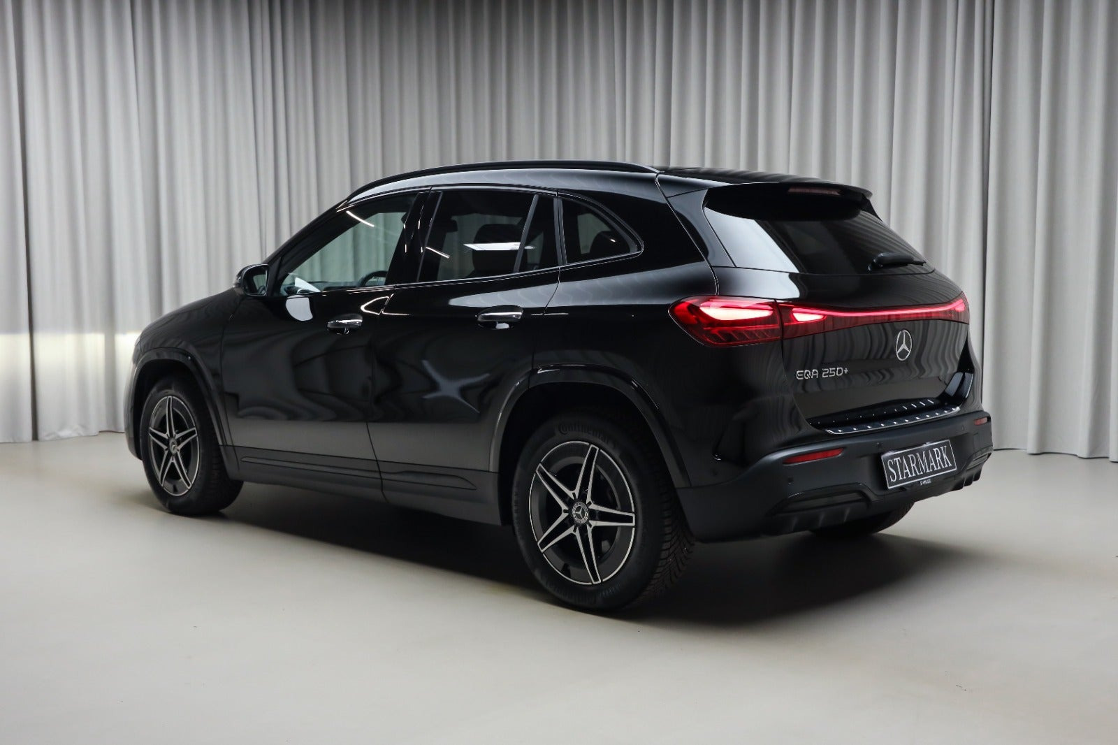 Sort Mercedes EQA250+ fra 2026