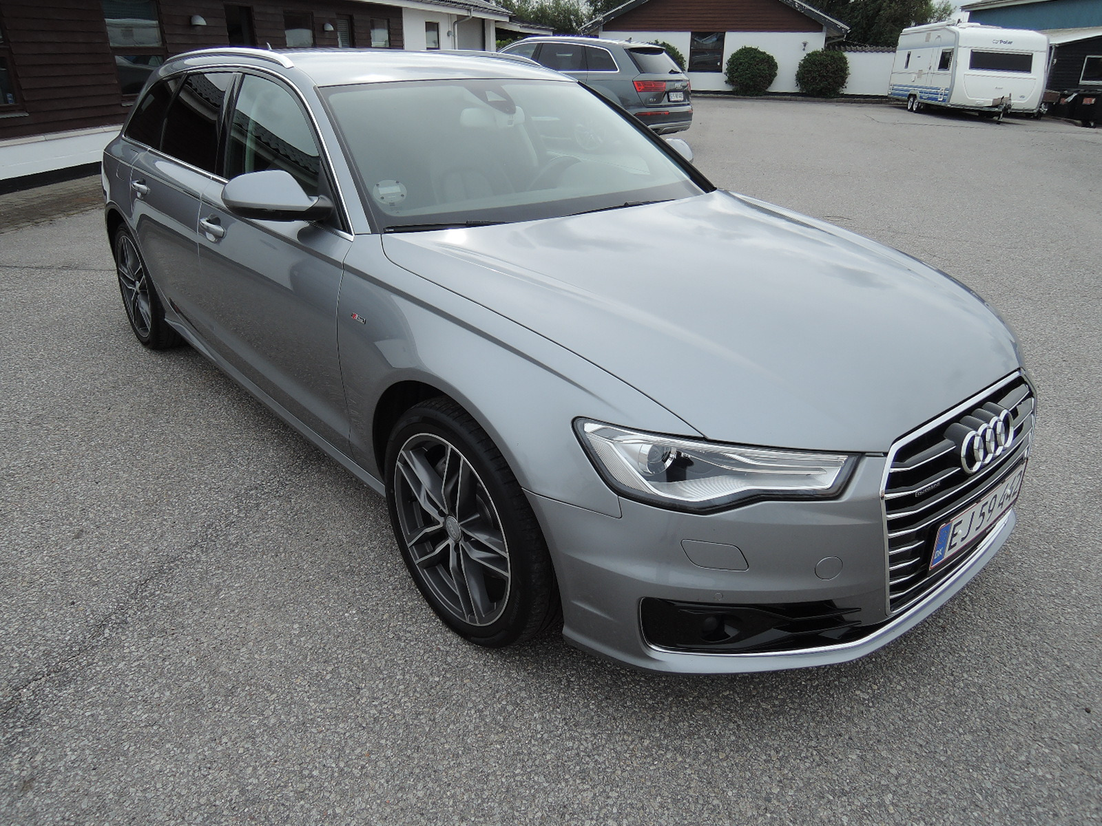 Sølv Audi A6 fra 2015