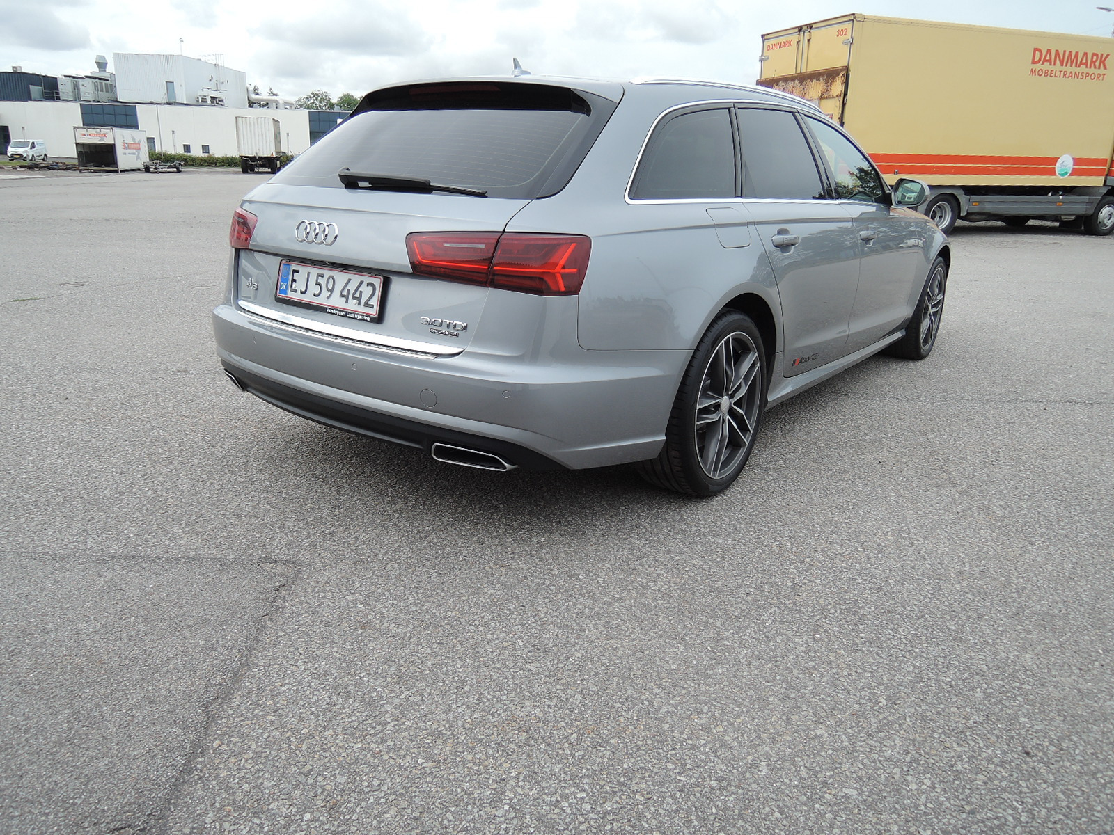Sølv Audi A6 fra 2015
