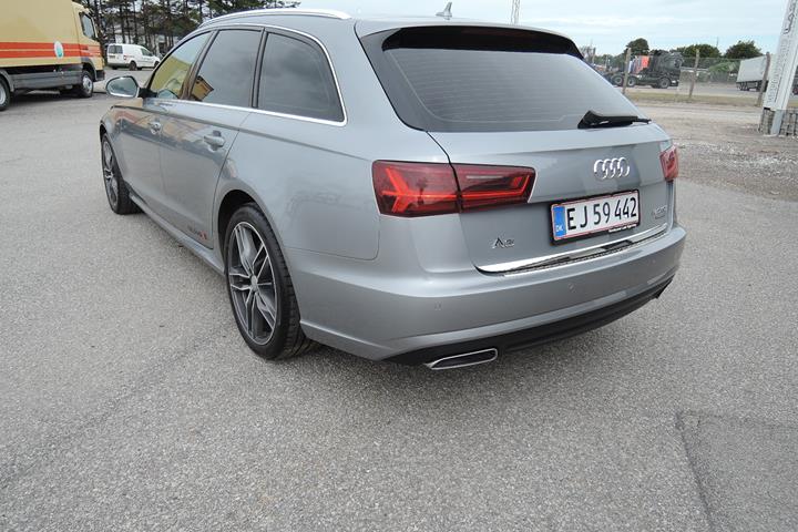 Sølv Audi A6 fra 2015