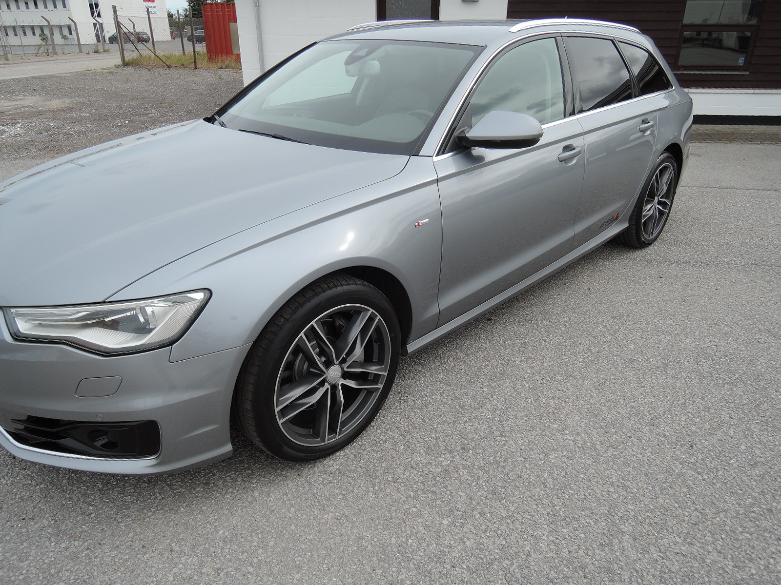 Sølv Audi A6 fra 2015