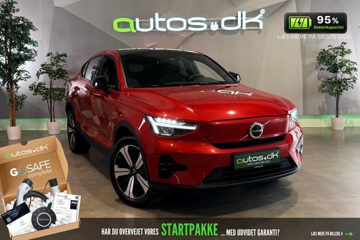 Rød Volvo C40 fra 2023 set udefra