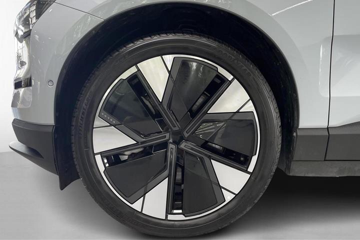 Hvid Volvo EX30 fra 2024