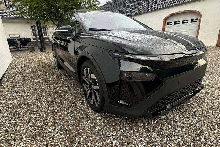 Sort Skoda Elroq fra 2026