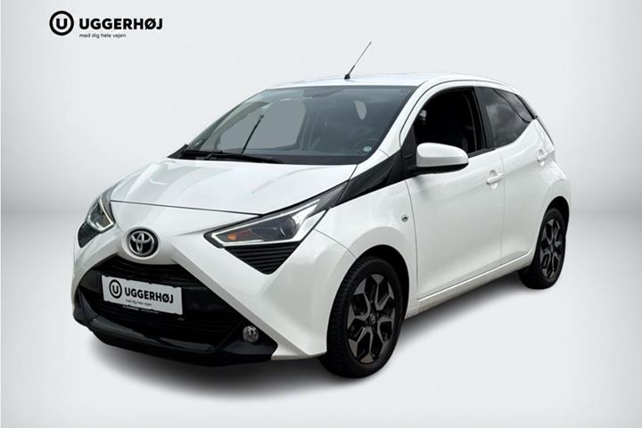 Hvid Toyota Aygo fra 2020