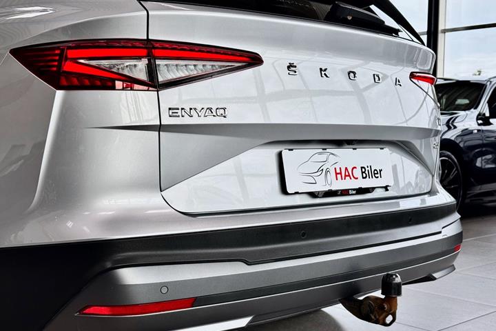 Gul Skoda Enyaq fra 2021