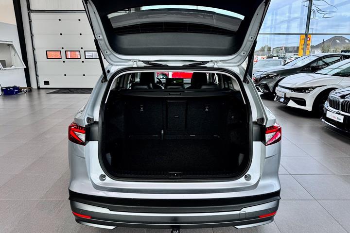 Gul Skoda Enyaq fra 2021
