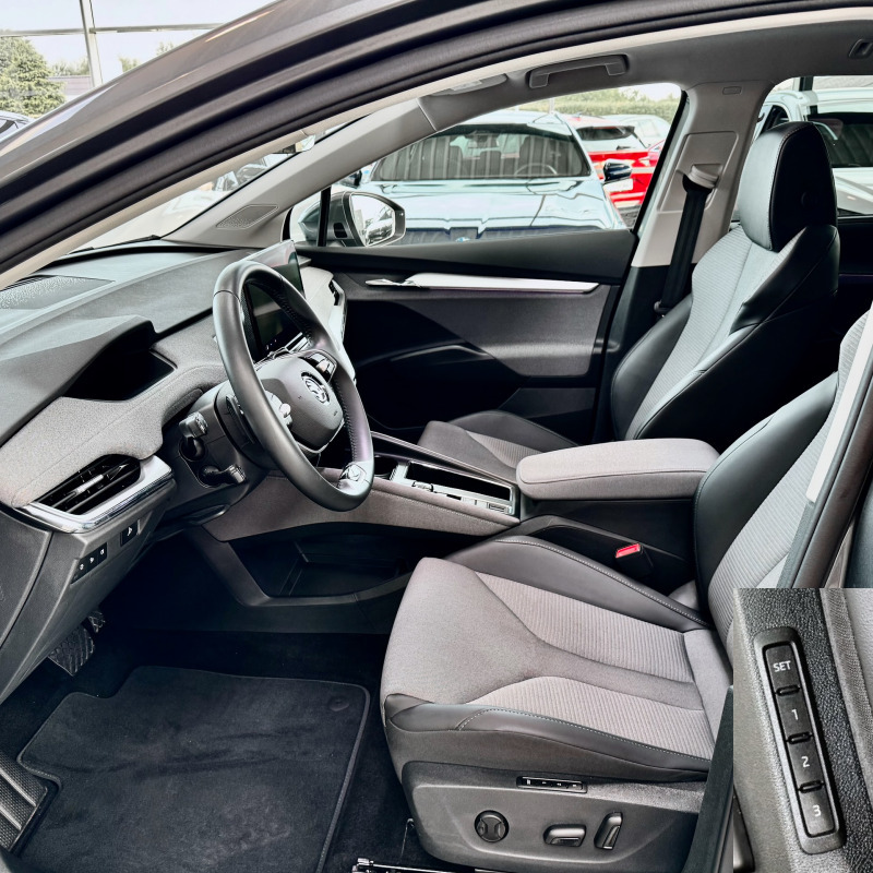 Grå Skoda Enyaq fra 2025