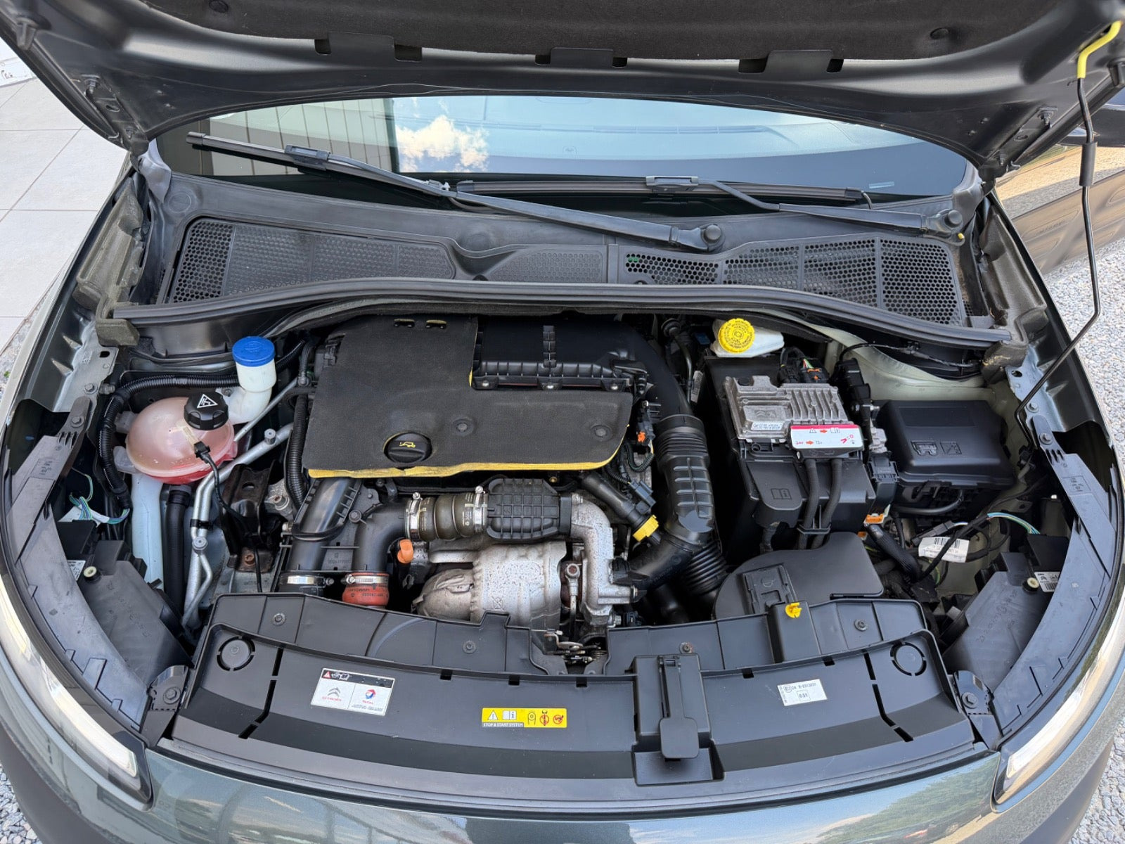 Grå Citroën C4 Cactus fra 2016