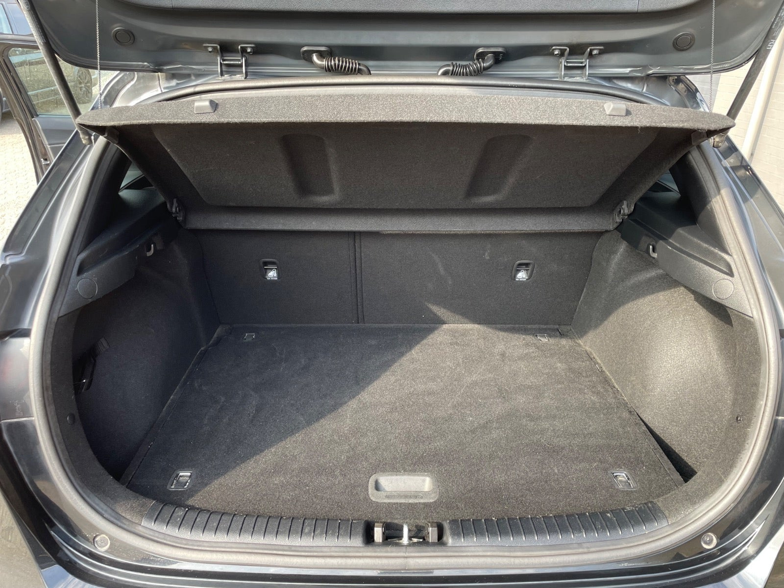Sort Kia Ceed fra 2019