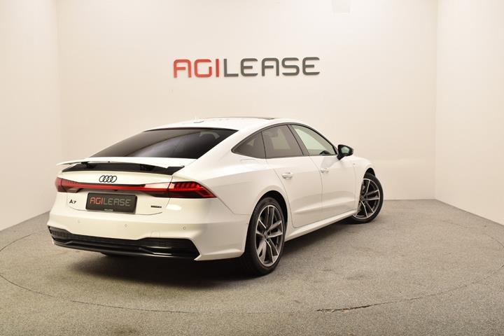 Hvid Audi A7 fra 2021