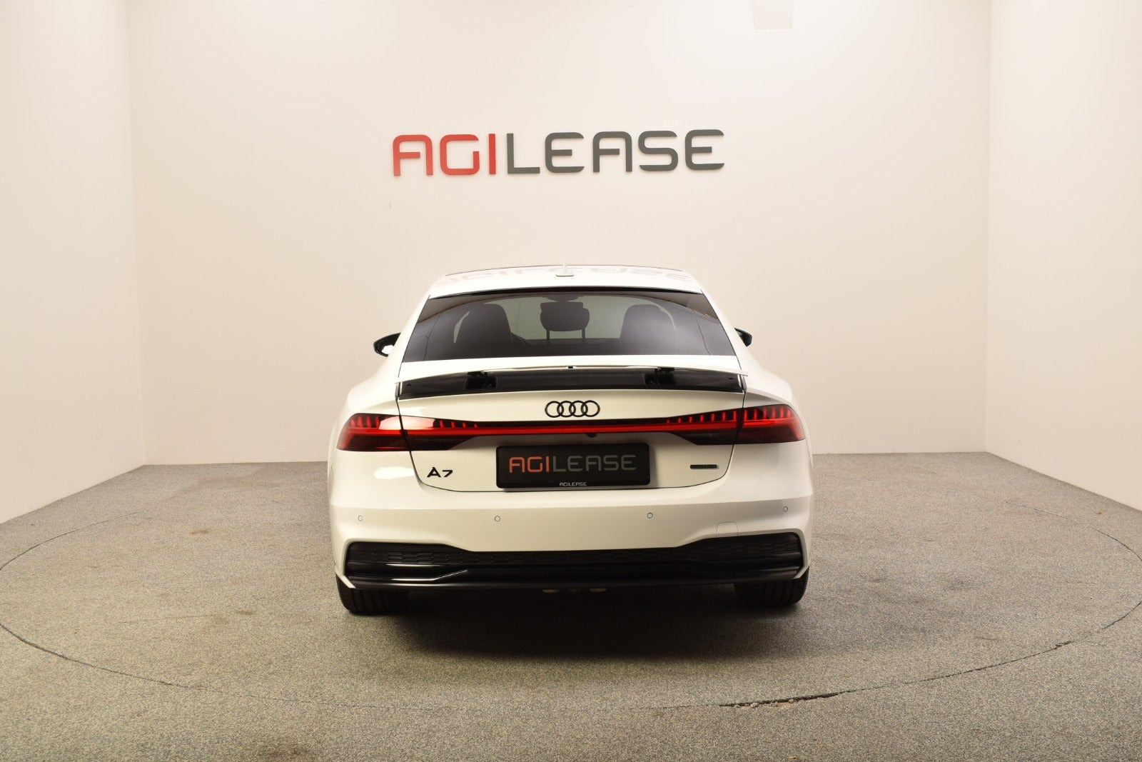 Hvid Audi A7 fra 2021