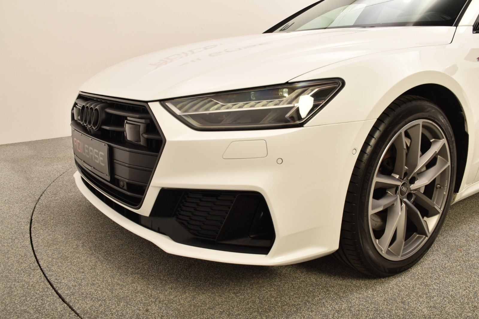 Hvid Audi A7 fra 2021