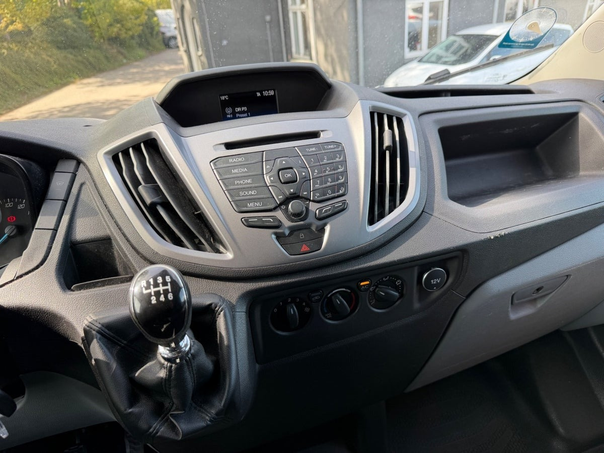 Sort Ford Transit 350 L2 Van fra 2017