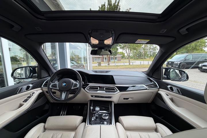 Sort BMW X5 fra 2019