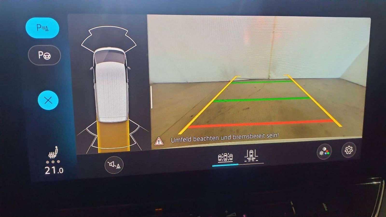 Hvid VW ID.Buzz fra 2023