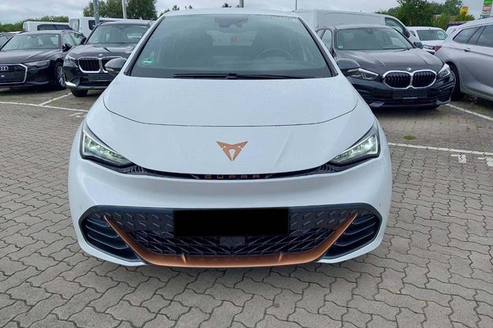Hvid Cupra Born fra 2023