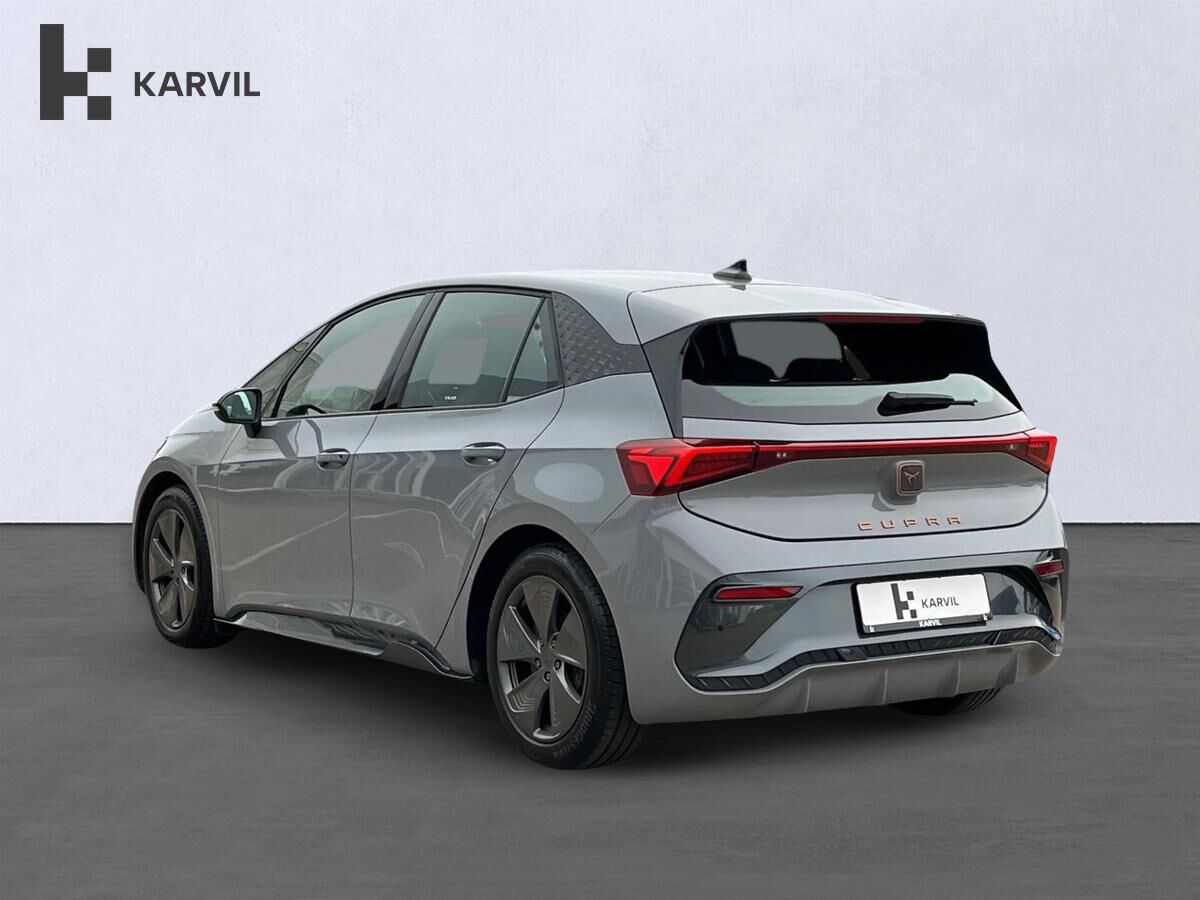 Grå Cupra Born fra 2023