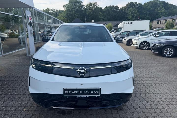 Hvid Opel Grandland-e fra 2025