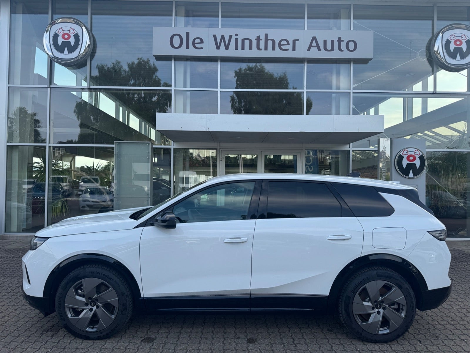 Hvid Opel Grandland-e fra 2025