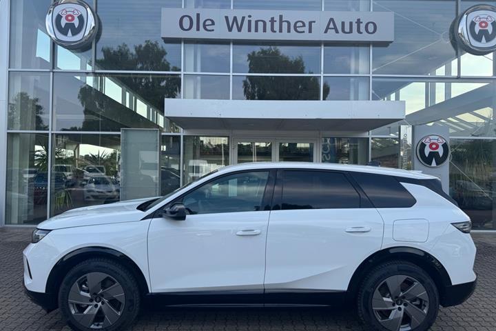 Hvid Opel Grandland-e fra 2025