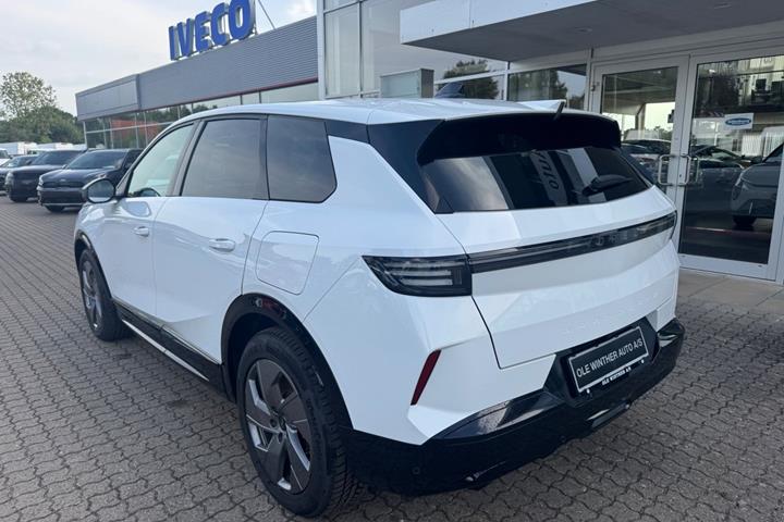 Hvid Opel Grandland-e fra 2025