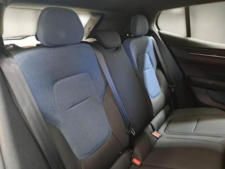 Grå Volvo EX30 fra 2024