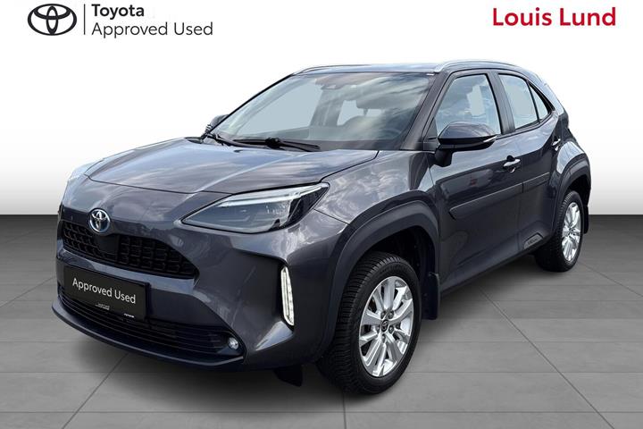 Grå Toyota Yaris Cross fra 2022 set udefra