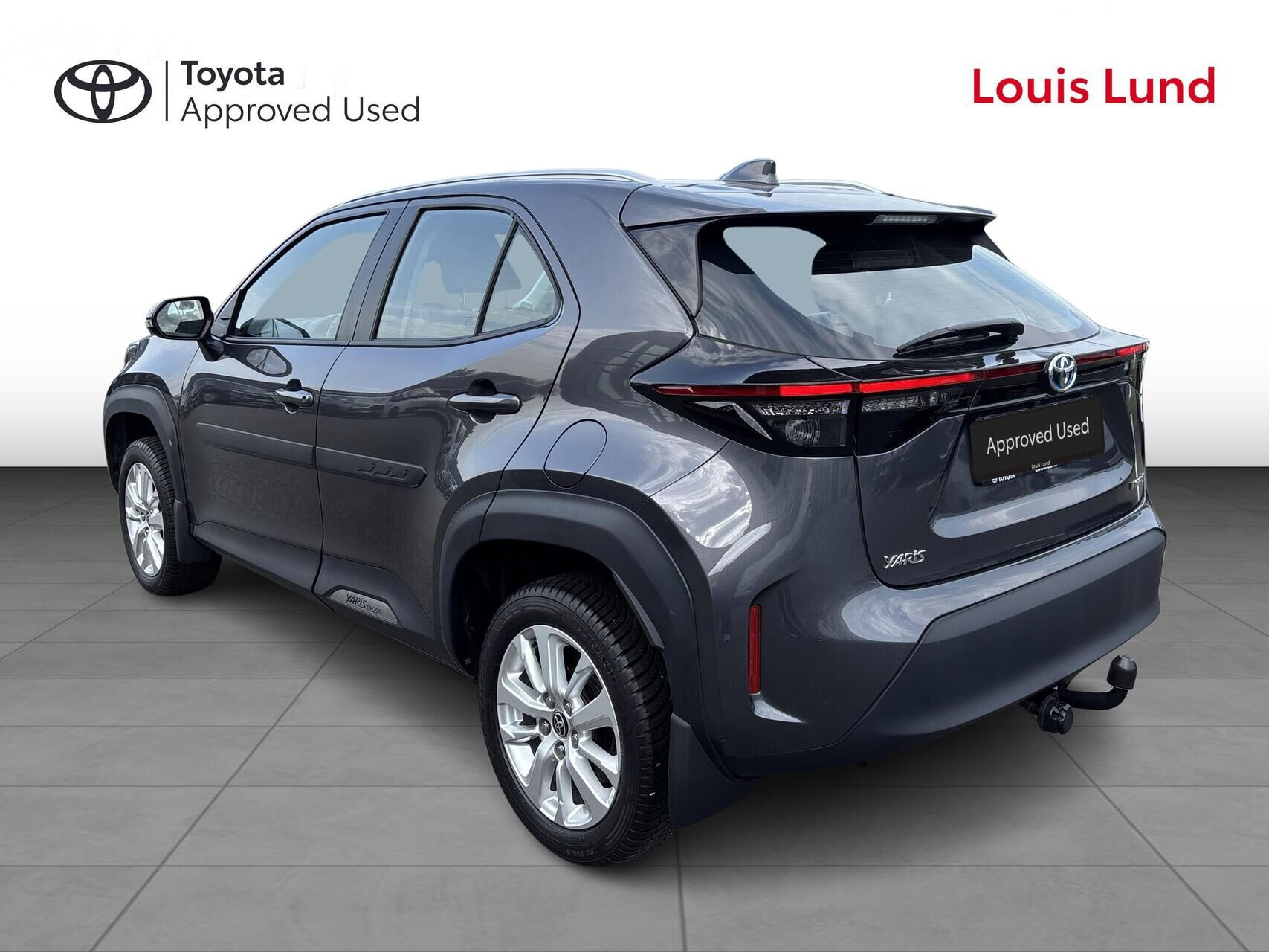 Grå Toyota Yaris Cross fra 2022