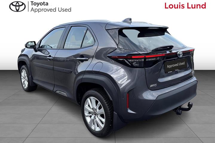 Grå Toyota Yaris Cross fra 2022