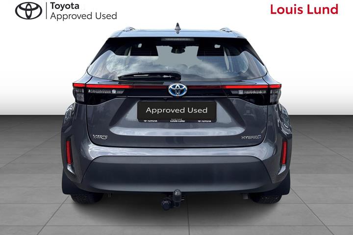 Grå Toyota Yaris Cross fra 2022