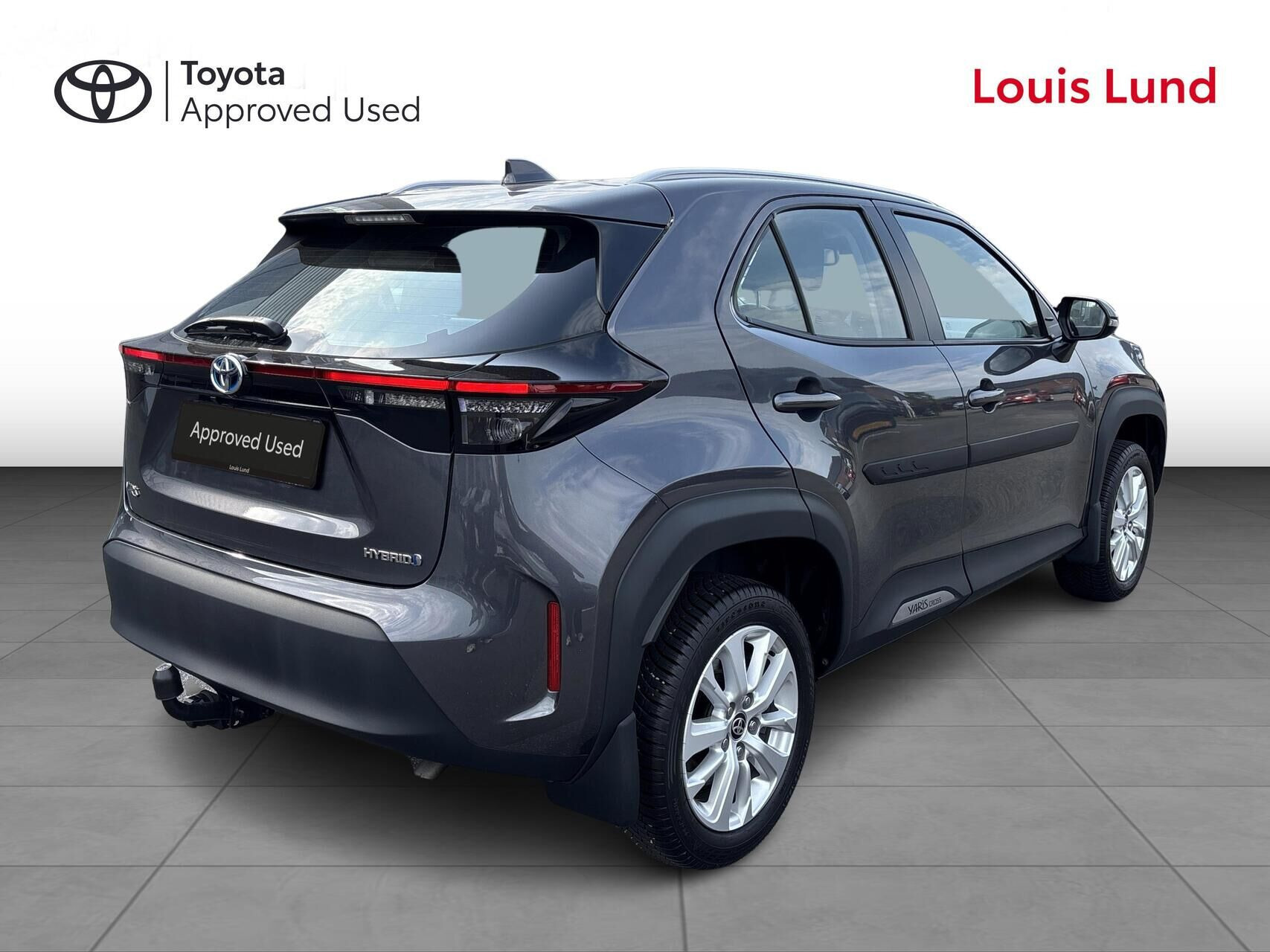 Grå Toyota Yaris Cross fra 2022