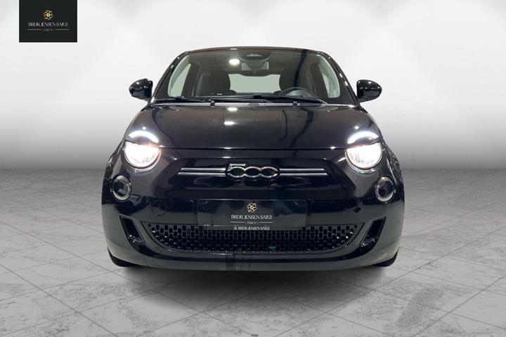 Sort Fiat 500e fra 2023