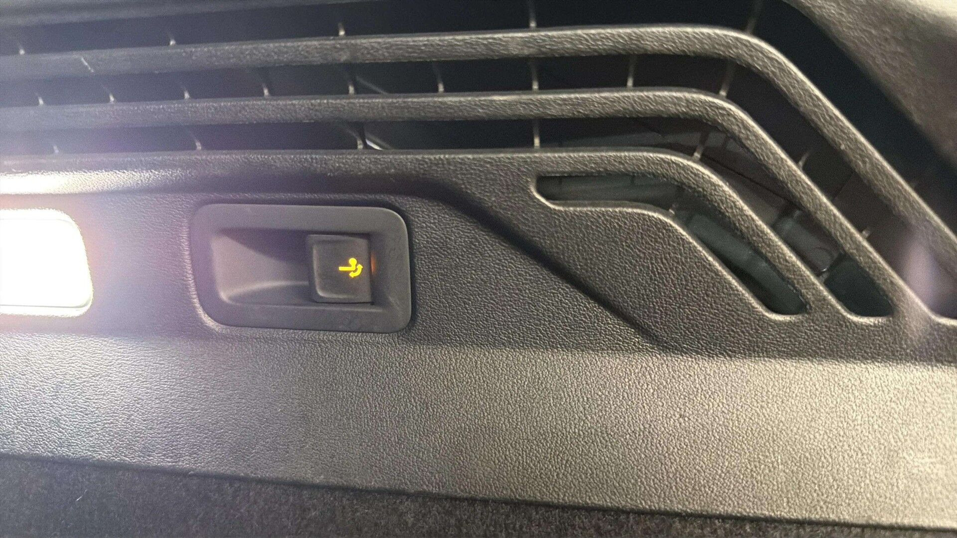 Blå VW ID.4 fra 2024