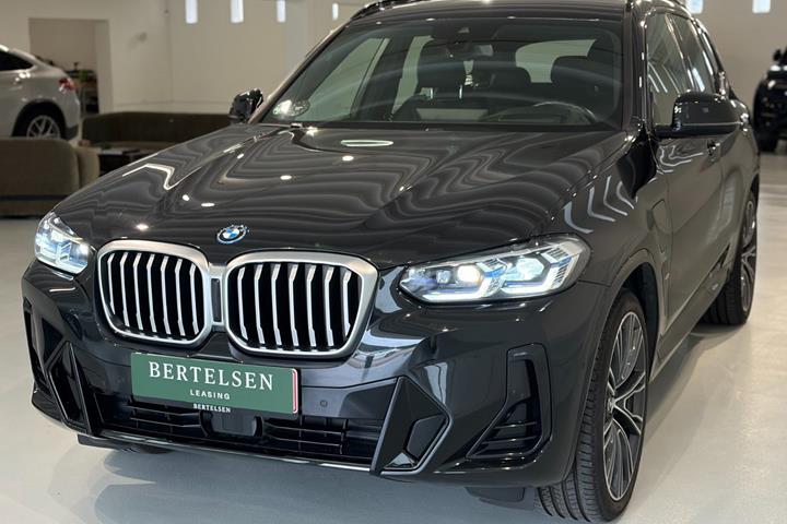 Sort BMW X3 fra 2023