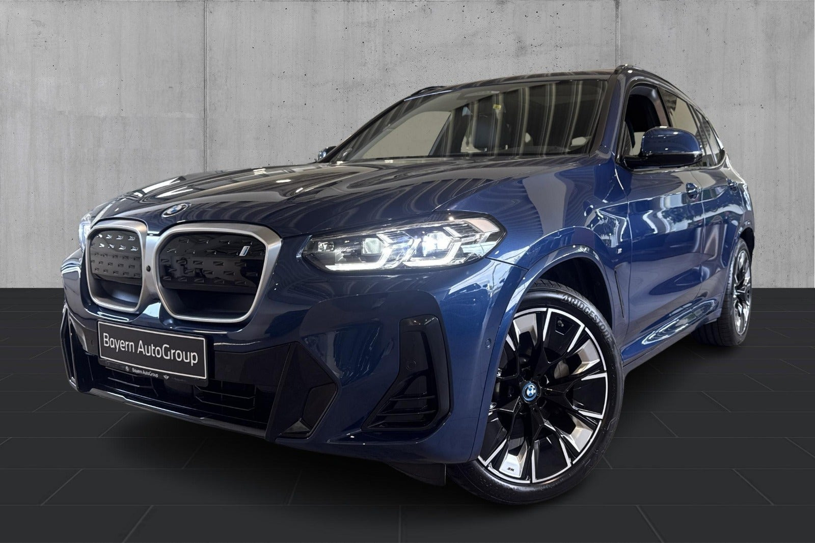 BMW iX3 Charged Plus M-Sport