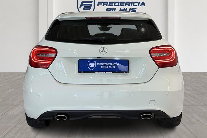 Hvid Mercedes A220 fra 2014
