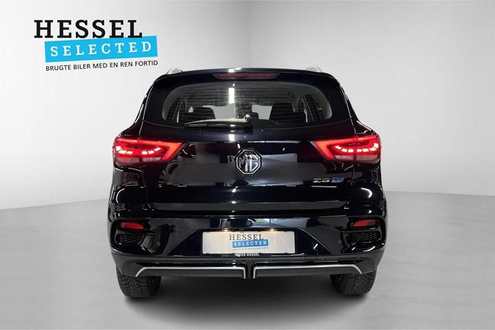 Sort MG ZS fra 2023
