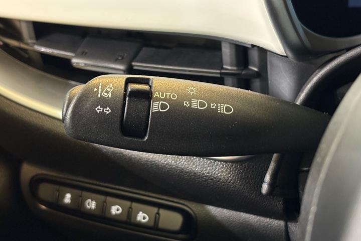 Hvid Fiat 500e fra 2022