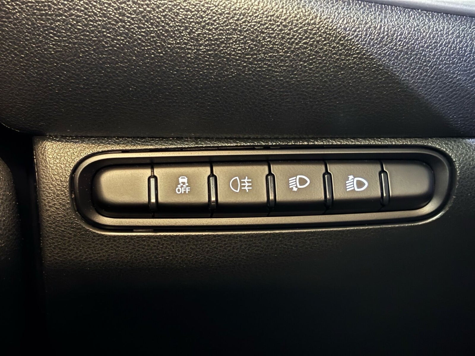 Hvid Fiat 500e fra 2022