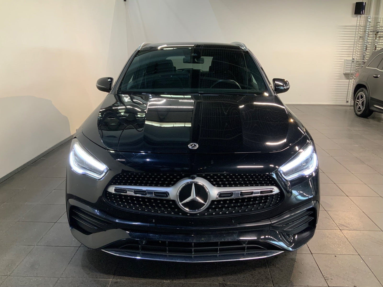 Sort Mercedes GLA220 d fra 2020
