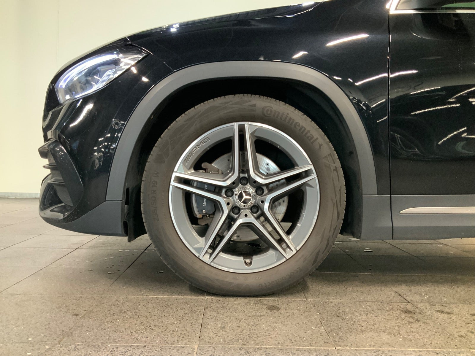 Sort Mercedes GLA220 d fra 2020