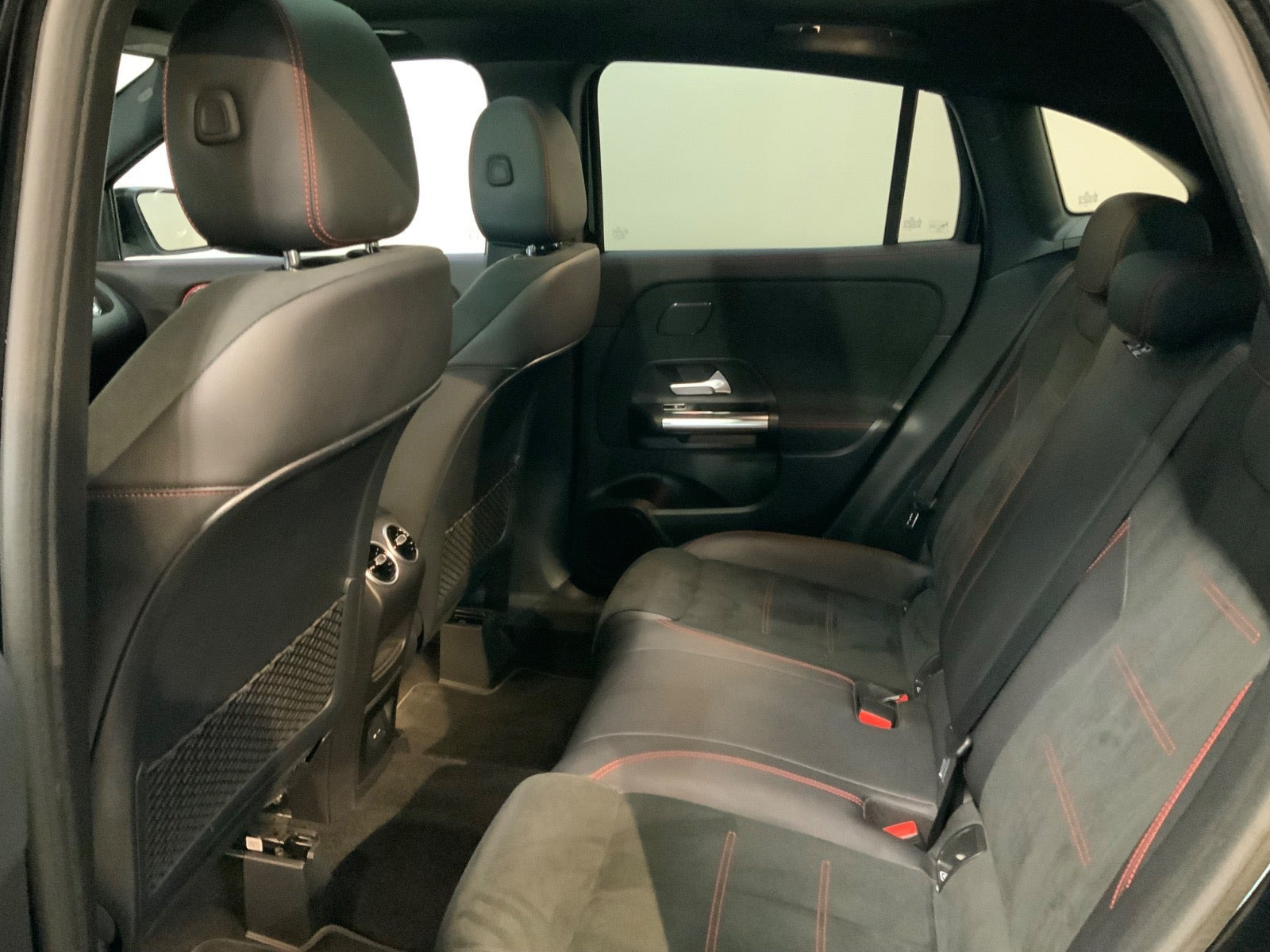 Sort Mercedes GLA220 d fra 2020