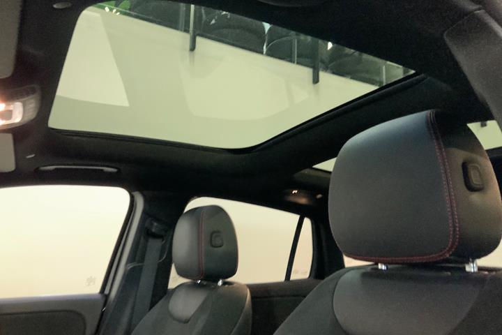 Sort Mercedes GLA220 d fra 2020