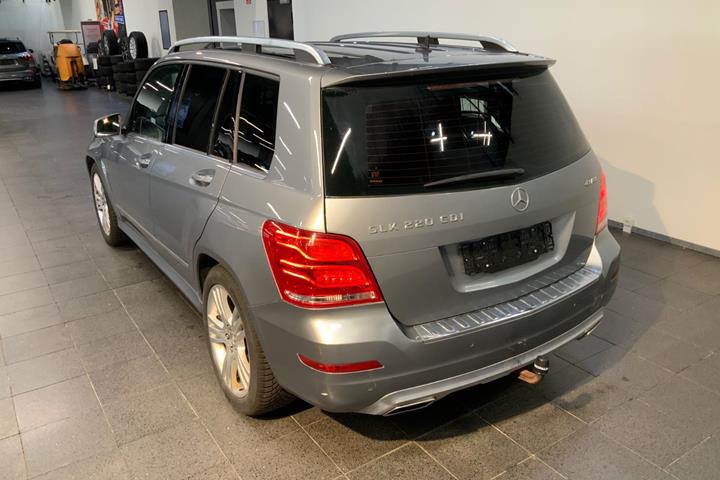 Grå Mercedes GLK220 fra 2013