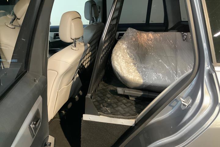 Grå Mercedes GLK220 fra 2013