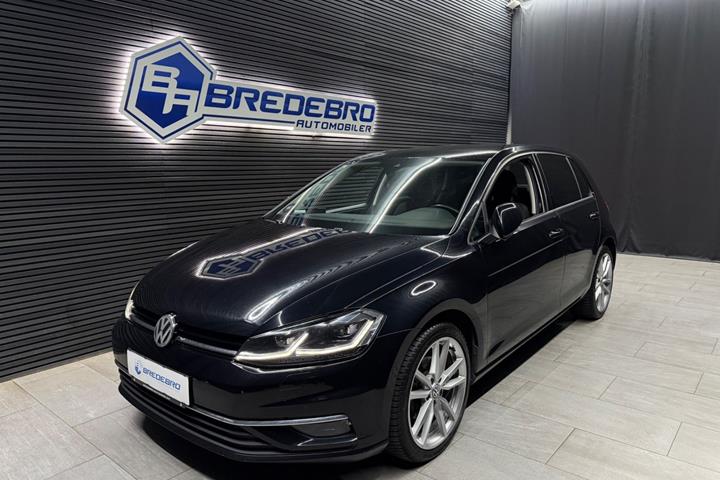Sort VW Golf VII fra 2017